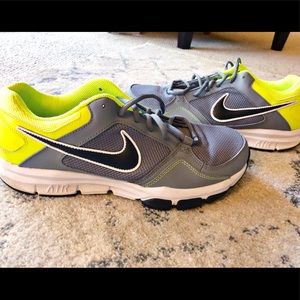 Men’s Nike air flex trainer II